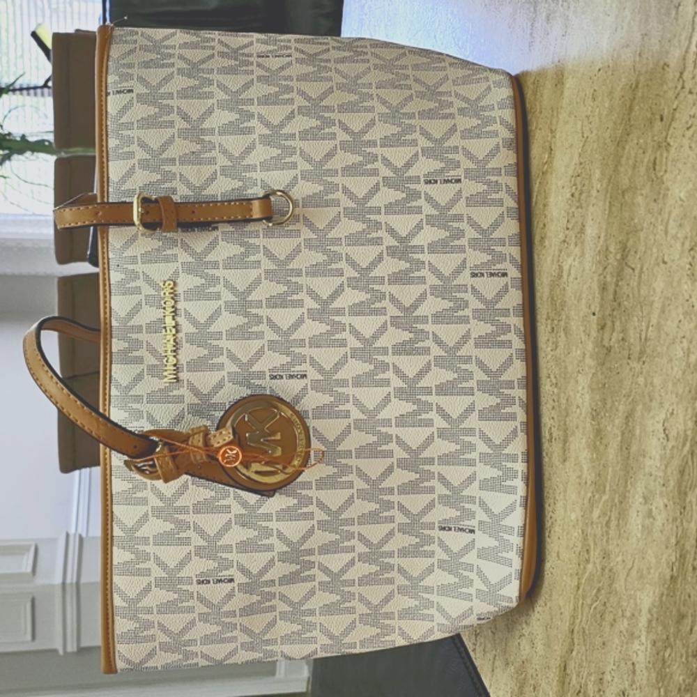 Michael Kors Knock-Off Tan and White Geometric Tote Bag